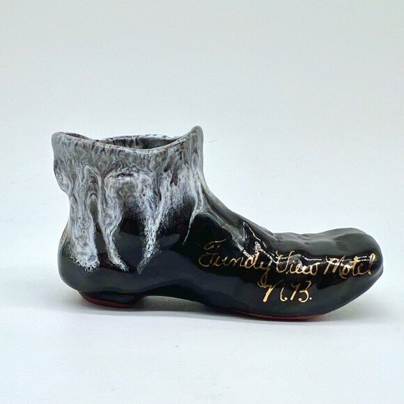 Vintage 70s Fundy View Motel Ceramic Souvenir Boot Shoe Collectible Canada - Picture 1 of 8
